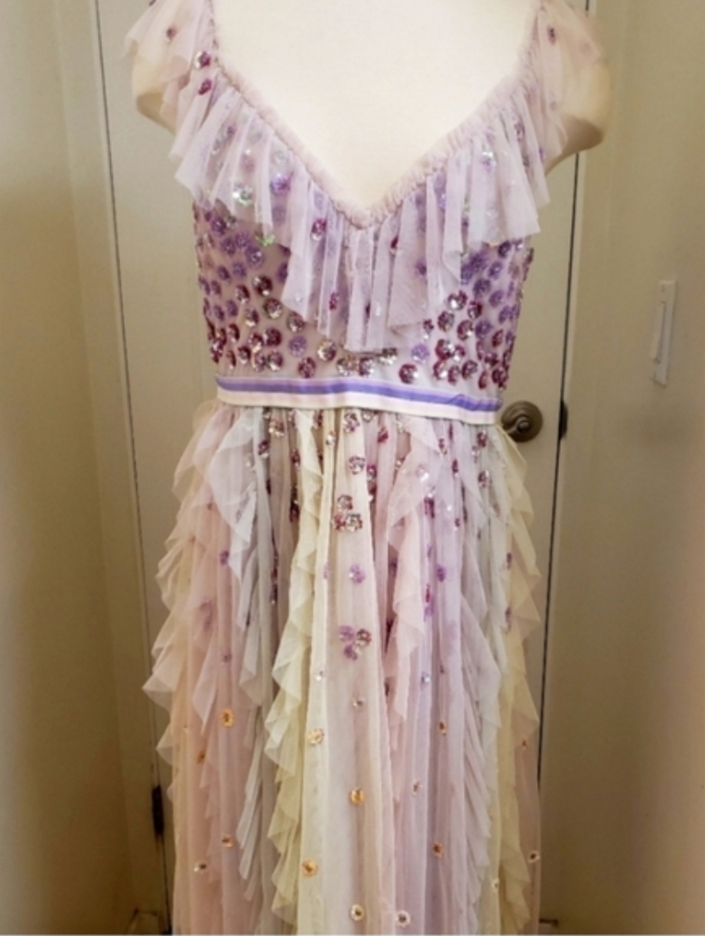 BHLDN Needle & Thread Dress size US 6 $600 - Picture 14 of 16